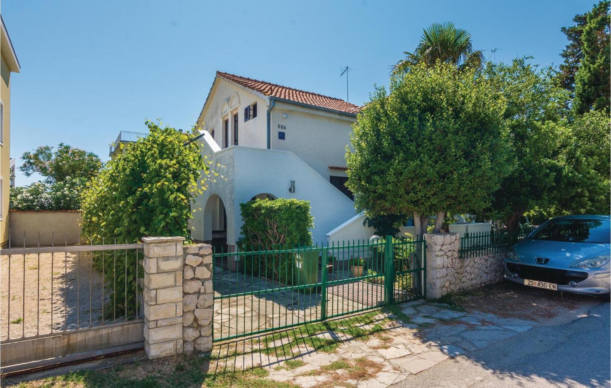 Cozy In Privlaka With Kitchen Casa vacanze